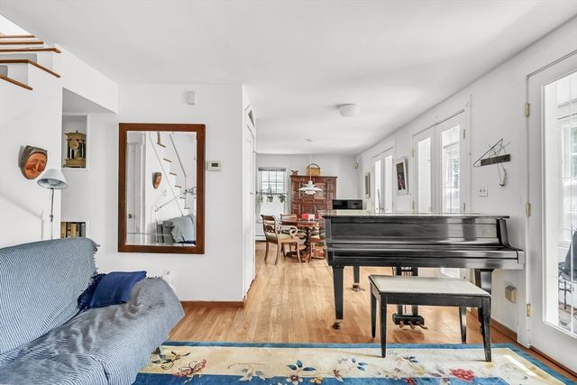 239 Mt Auburn Street, Cambridge, MA 02138