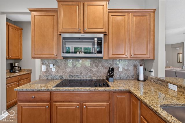 16171 Oakford Trail, Fishers, IN 46037