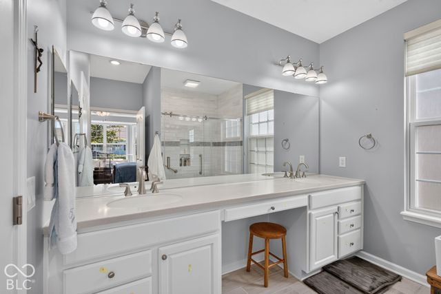 16171 Oakford Trail, Fishers, IN 46037