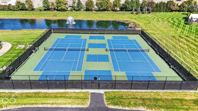 16171 Oakford Trail, Fishers, IN 46037