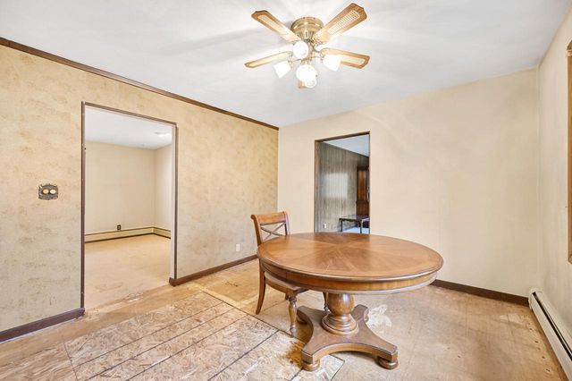 N5907 Aspen DRIVE, Burlington, WI 53105