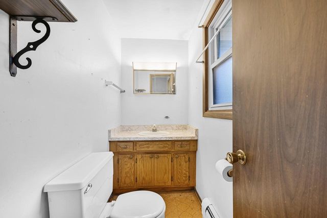 N5907 Aspen DRIVE, Burlington, WI 53105