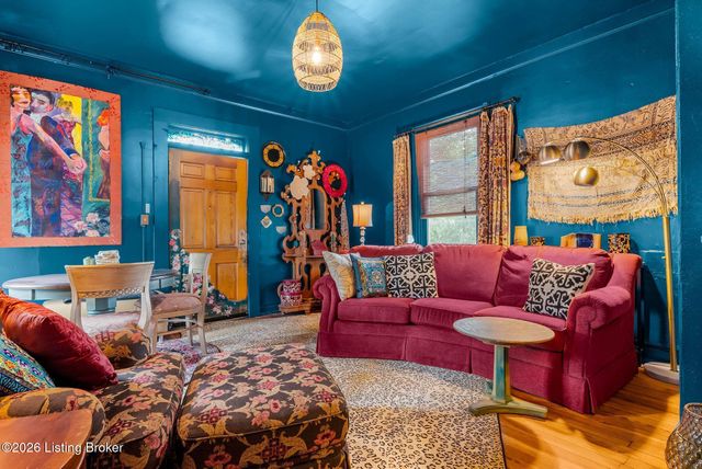 107 Cornell Pl, Louisville, KY 40207