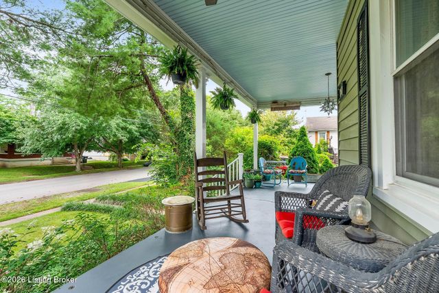 107 Cornell Pl, Louisville, KY 40207