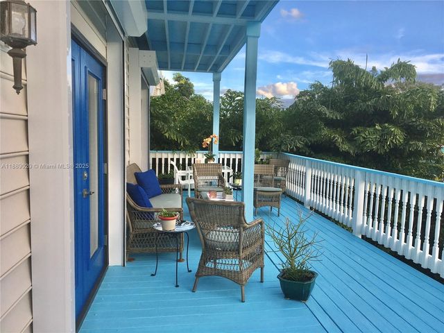 155 Airstream Ln, Tavernier, FL 33070