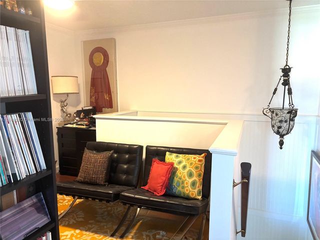 155 Airstream Ln, Tavernier, FL 33070