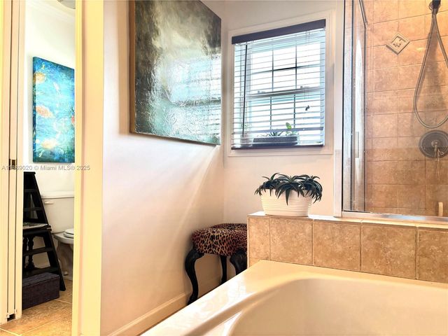 155 Airstream Ln, Tavernier, FL 33070