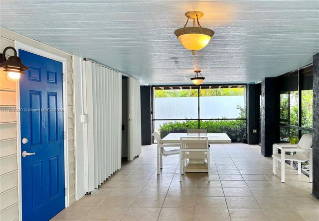 155 Airstream Ln, Tavernier, FL 33070