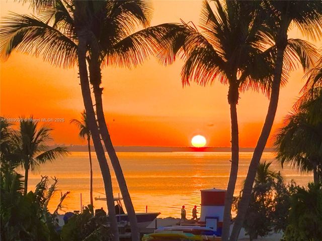 155 Airstream Ln, Tavernier, FL 33070