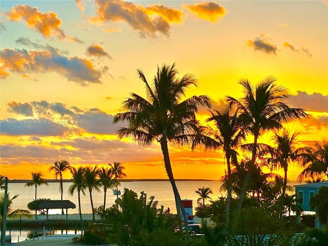 155 Airstream Ln, Tavernier, FL 33070