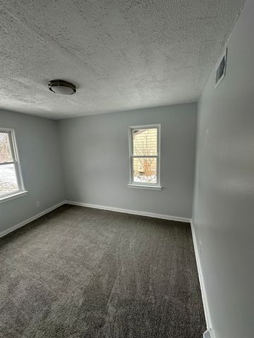 748 S 24th Street, Buena Vista Twp, MI 48601