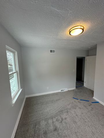 748 S 24th Street, Buena Vista Twp, MI 48601