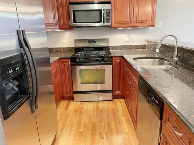 6112 W Diversey Avenue C3, Chicago, IL 60639