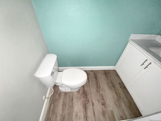 1614 W Martin, San Antonio, TX 78207