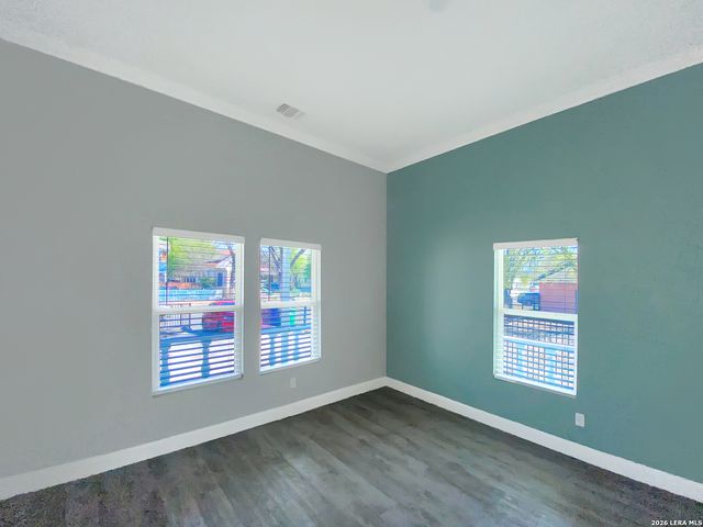 1614 W Martin, San Antonio, TX 78207