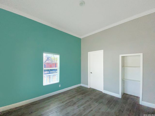 1614 W Martin, San Antonio, TX 78207