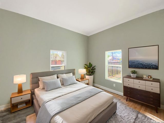 1614 W Martin, San Antonio, TX 78207