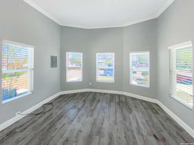 1614 W Martin, San Antonio, TX 78207