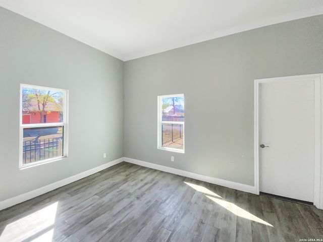 1614 W Martin, San Antonio, TX 78207