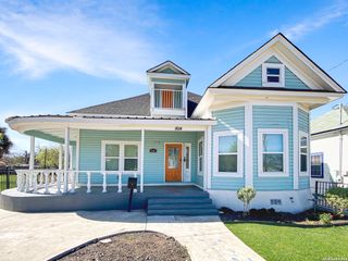 1614 W Martin, San Antonio, TX 78207