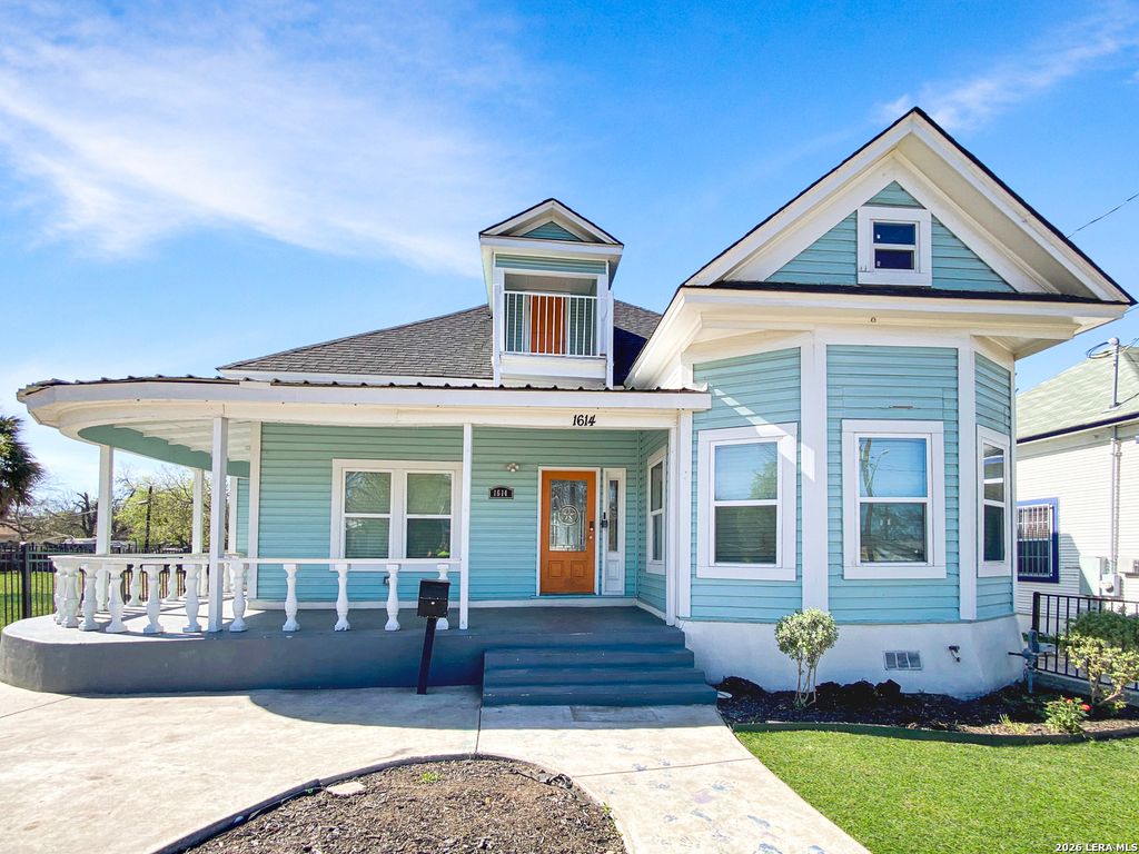 1614 W Martin, San Antonio, TX 78207
