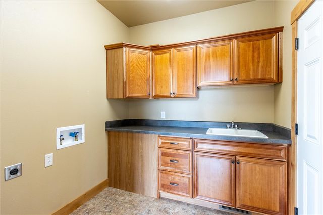1210 Beringer Way, Billings, MT 59106