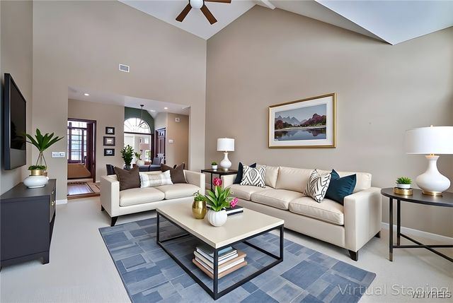 1372 Majestic Woods Drive, Grand Island, NY 14072