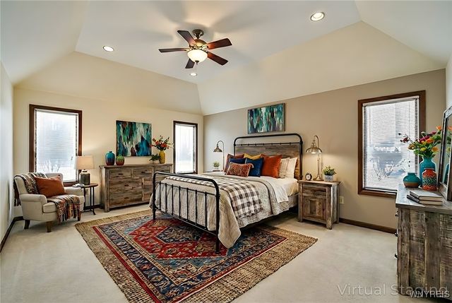 1372 Majestic Woods Drive, Grand Island, NY 14072