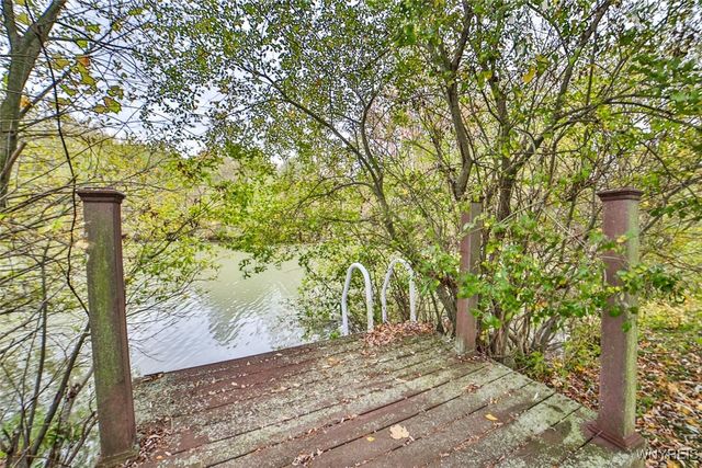 1372 Majestic Woods Drive, Grand Island, NY 14072