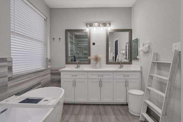 233 Keswick Lane, Mesquite, TX 75150