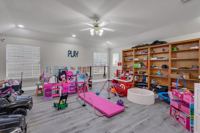 233 Keswick Lane, Mesquite, TX 75150