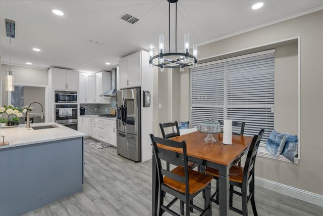 233 Keswick Lane, Mesquite, TX 75150