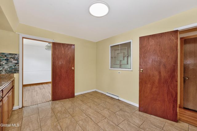 37 Marwill Street, Albany, NY 12209