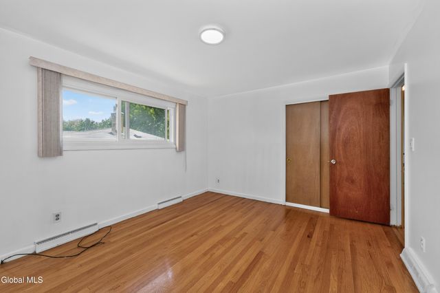 37 Marwill Street, Albany, NY 12209