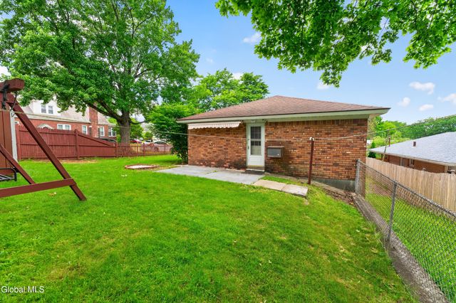 37 Marwill Street, Albany, NY 12209