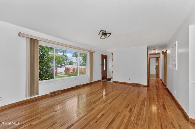 37 Marwill Street, Albany, NY 12209