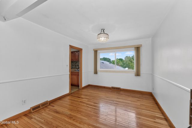 37 Marwill Street, Albany, NY 12209