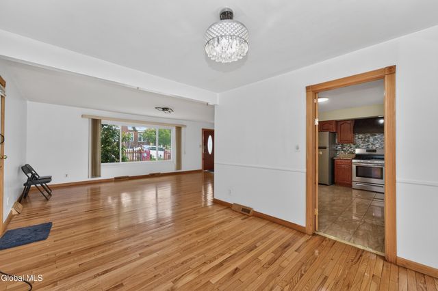 37 Marwill Street, Albany, NY 12209