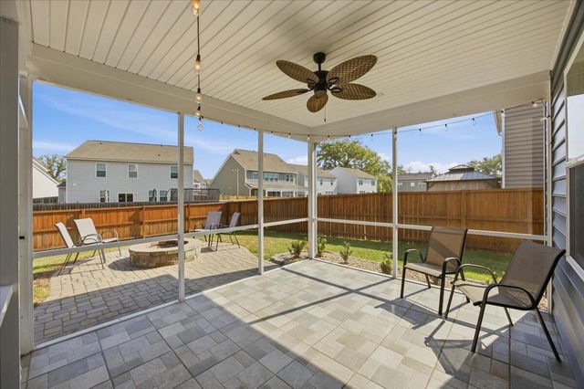 1316 Berry Grove Drive, Summerville, SC 29485