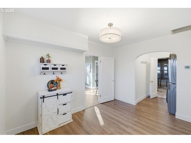 4086 BELL Ave, Eugene, OR 97402