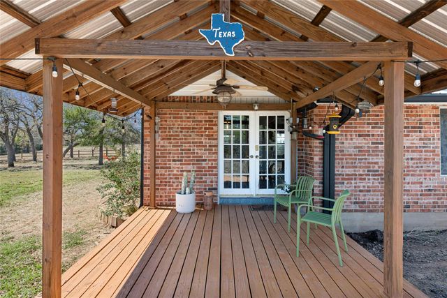 5050 Fm 535, Cedar Creek, TX 78612