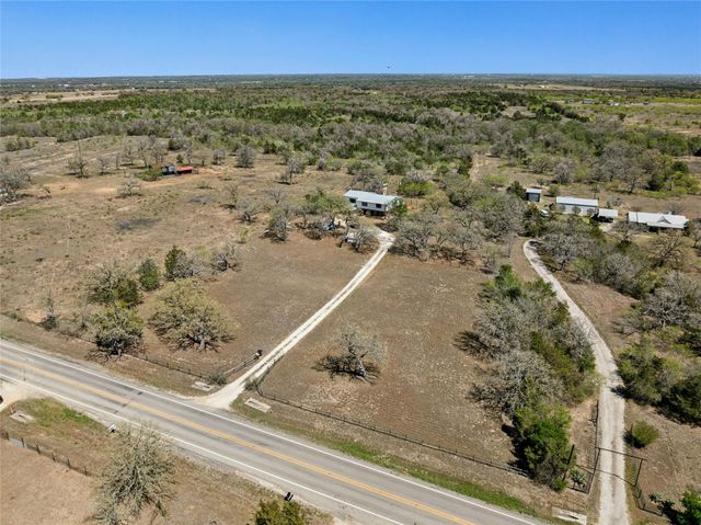 5050 Fm 535, Cedar Creek, TX 78612