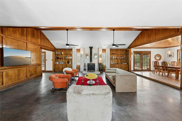 5050 Fm 535, Cedar Creek, TX 78612