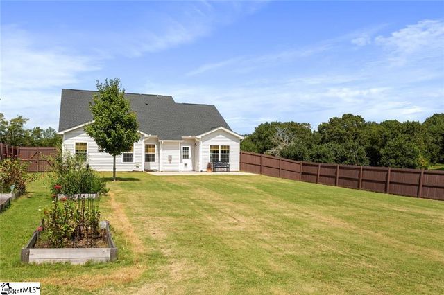 301 Valley Oak Drive, Belton, SC 29627