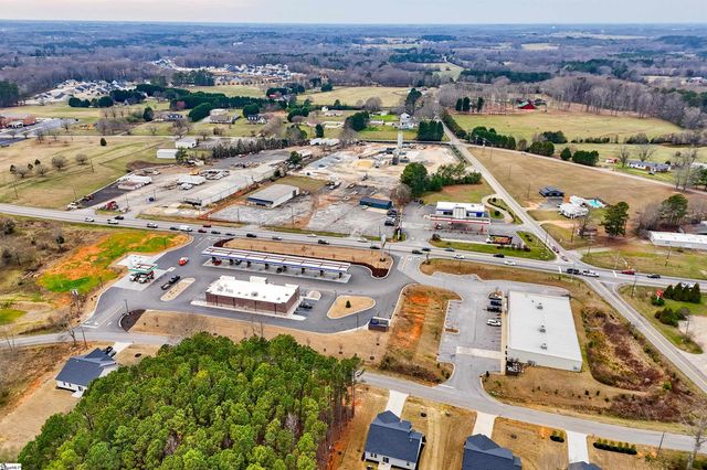 301 Valley Oak Drive, Belton, SC 29627