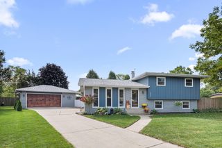 9835 Arthur Court, Crown Point, IN 46307