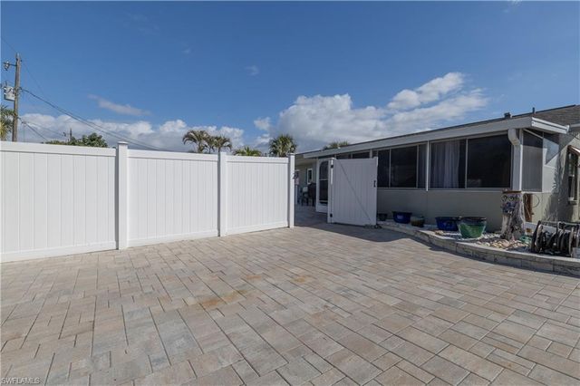 4721 Orange Grove BLVD, North Fort Myers, FL 33903