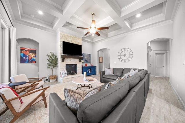 4706 W Wedgefield Road, Granbury, TX 76049