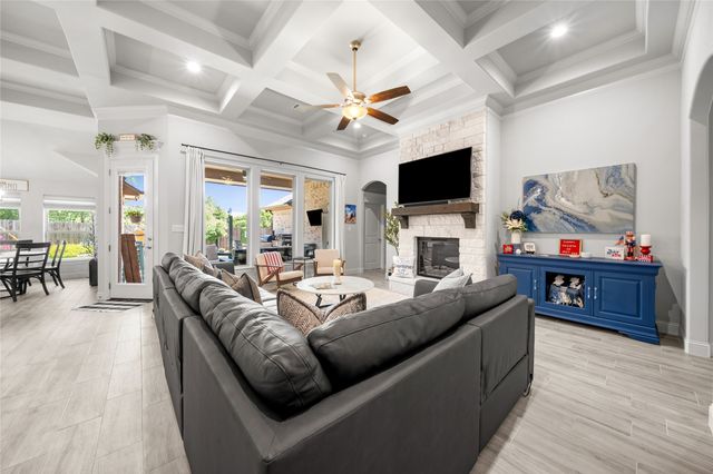 4706 W Wedgefield Road, Granbury, TX 76049
