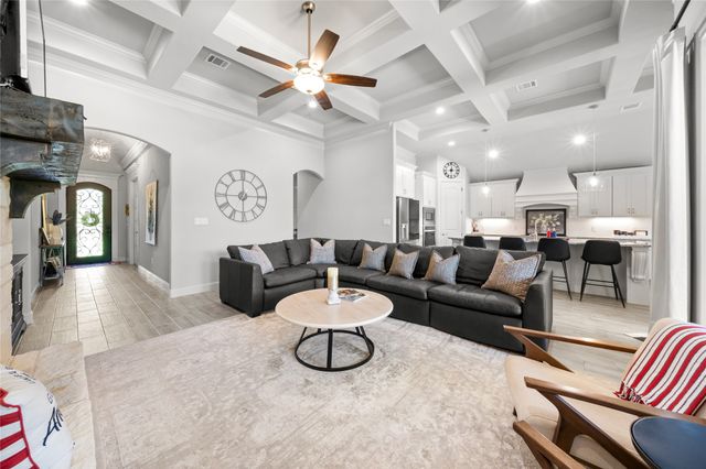 4706 W Wedgefield Road, Granbury, TX 76049